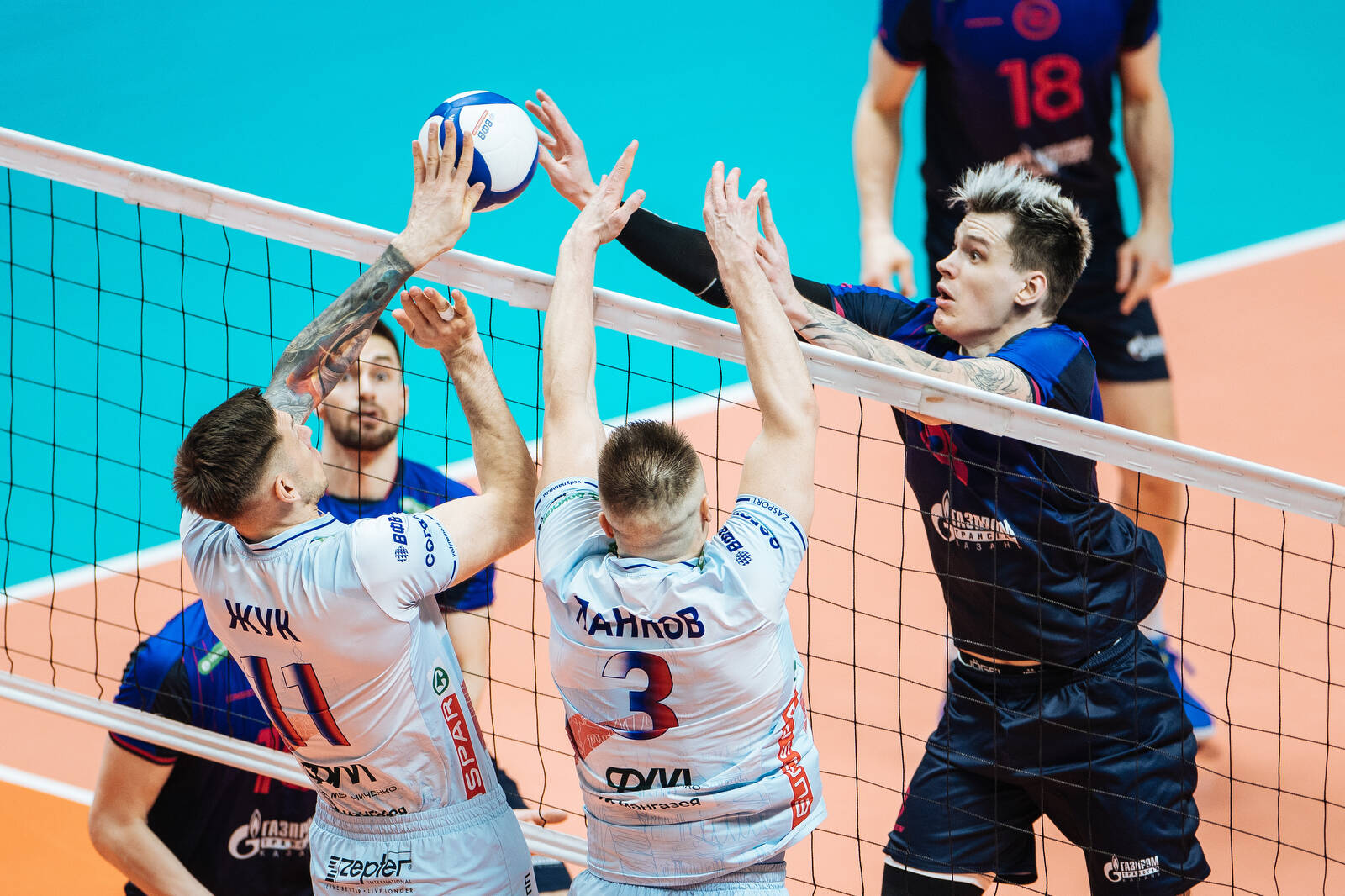 Камбэк «Зенита» и московские монстры: серия с «Динамо» уже оправдывает статусный финал