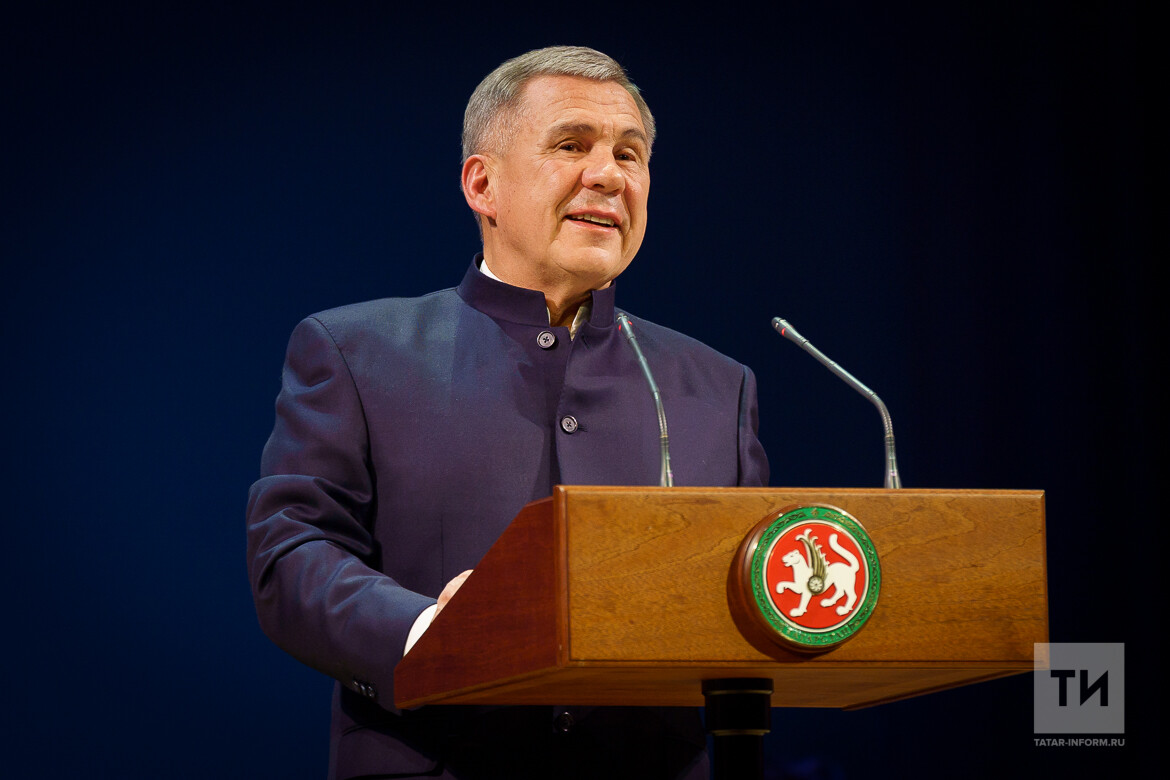 Минниханов: «Казанская консерватория сохраняет лучшие музыкальные традиции нашей страны»