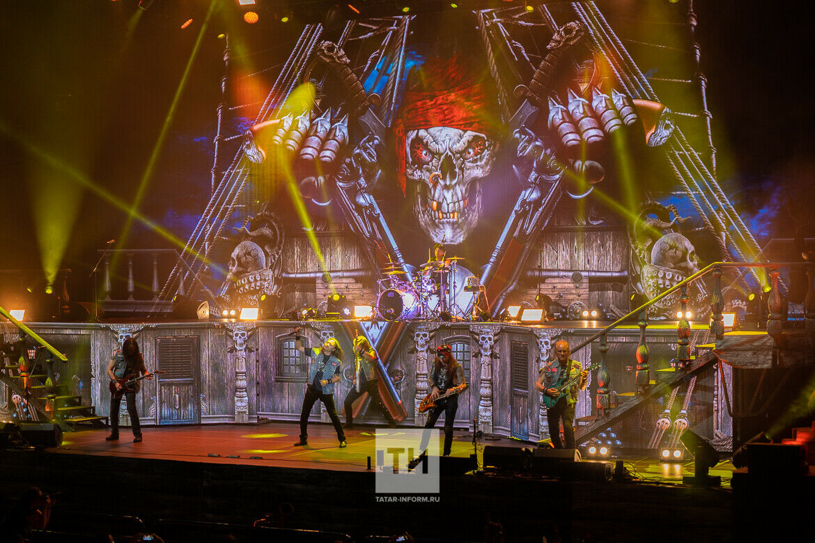 Гость из царства теней: рок-группа «Ария» взяла на абордаж «Татнефть-Арену»