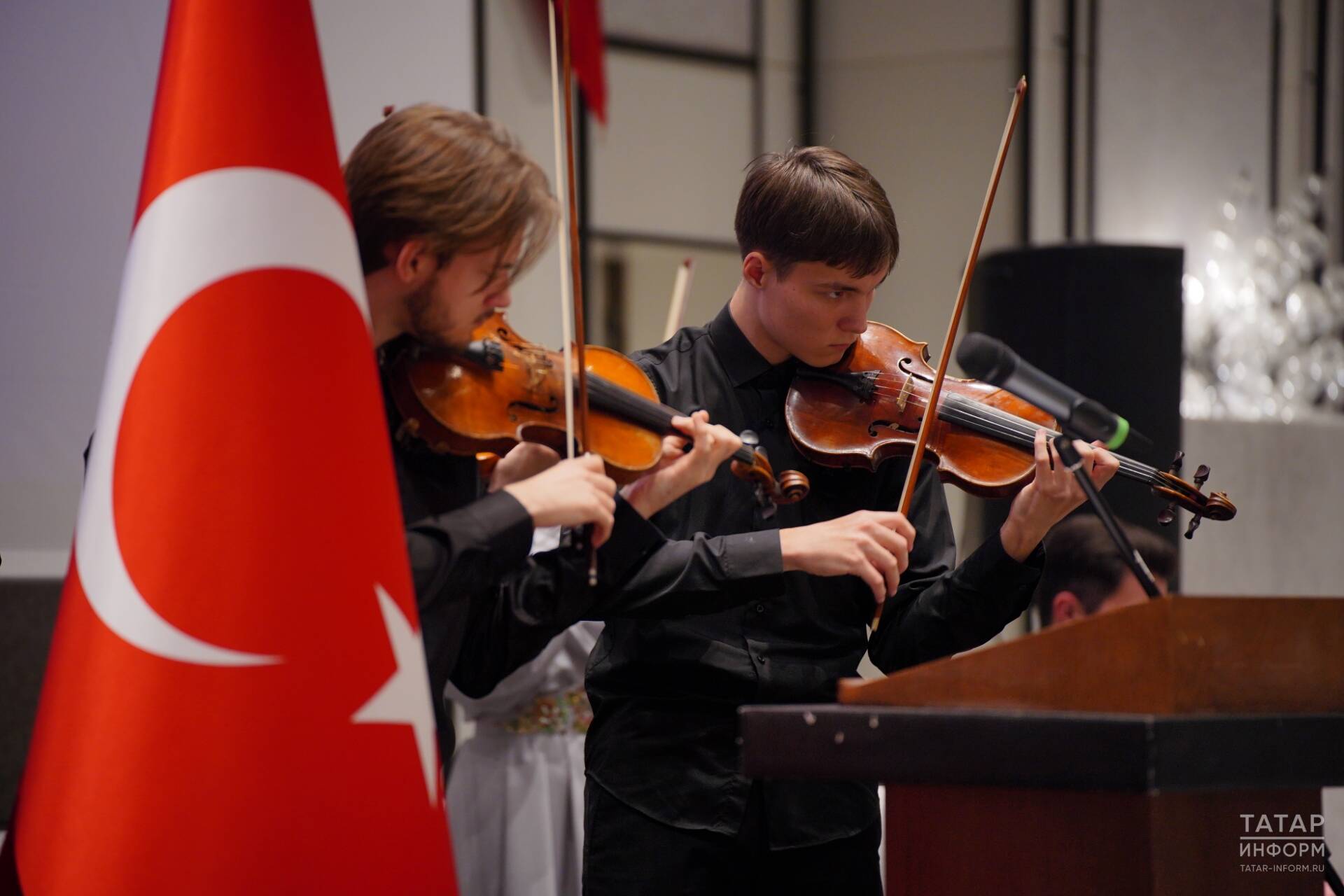 Томпақ жас әйелмен жыныстық қатынас