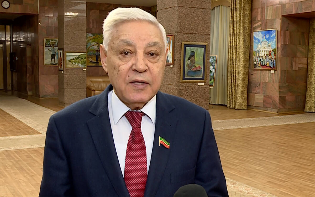 Председатель Госсовета Татарстана прокомментировал вопрос обучения детей мигрантов в школах России