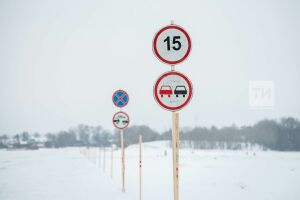 В Татарстане открыли первую в этом году ледовую переправу через Волгу