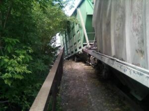 МЧС опровергло информацию об обрушении железнодорожного моста в Челнах