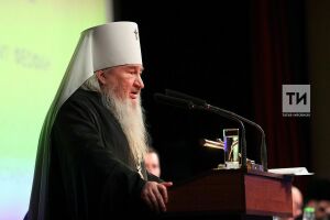 Митрополит Феофан поблагодарил Шаймиева за возрождение собора Казанской Богоматери