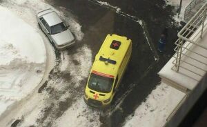 Девушка погибла, выпав с 12 этажа общежития в Казани