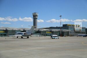 Цены на автомобильную парковку международного аэропорта Казани подорожали