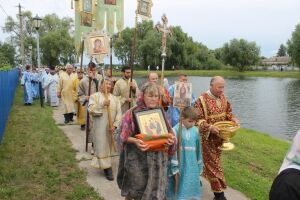 Паломники Татарстана съехались в Алексеевское на праздник обретения иконы Ахтырской Божией Матери