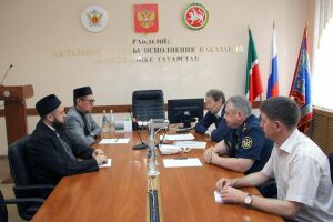 УФСИН по РТ поблагодарила муфтия Татарстана за особую роль в воспитательной работе с осужденными 