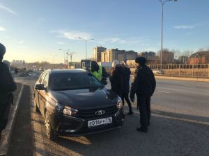 Автомобиль за долг в 300 тыс.: судебные приставы провели рейд на дорогах Казани