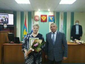 Нескольких жителей Мензелинского района наградили медалями «100 лет ТАССР»