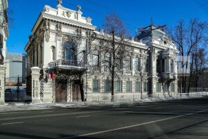 Минниханов отправил на доработку проект реконструкции здания 19 века по улице Гоголя