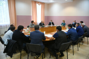 Шаймиев провел совещание по вопросам строительства Центра допобразования 