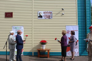 В Дрожжановском районе открыли мемориальную доску Зайдулле Зарипову