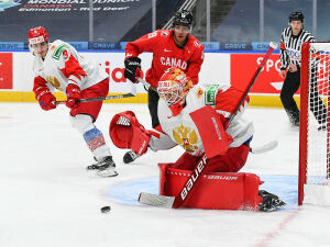 Россия разгромлена Канадой в полуфинале молодежного чемпионата мира по хоккею