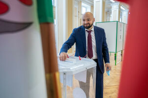 В первый день выборов в Казани проголосовали кандидаты в депутаты и первые лица республики