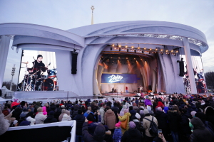 Группа Dabro выступила на главной сцене ВДНХ в Москве