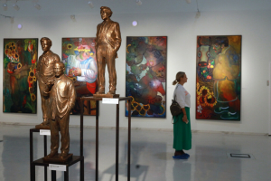 В галерее современного искусства открыли выставку «Зураб Церетели. Гений современности»