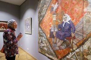 В галерее «Хазинэ» открылась выставка Елены Титовой «Обереги» в честь 50-летнего юбилея