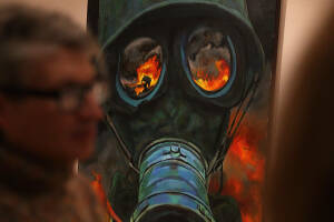 В галерее «Хазинэ» открылась выставка «Война миров 3.0?»