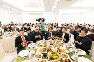В банкетном зале «Эмиз» прошел вайнахский ифтар
