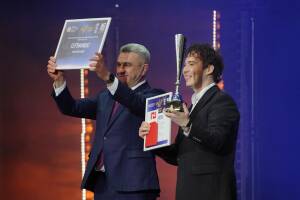 Абсолютным победителем регионального этапа всероссийского конкурса «Учитель года России – 2026» в Татарстане стал Илья Тарасов. Об этом стало известно сегодня на церемонии награждения в Казани.