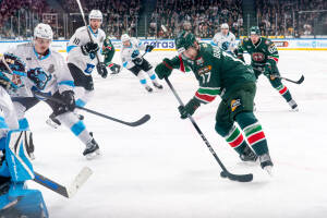 «Ак Барс» победил минское «Динамо» в четвертом матче противостояния со счетом 3:2 и таким образом завершил серию в свою пользу – 4:0