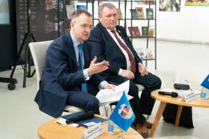Владимир Мединский встретился с активом Союза писателей РТ