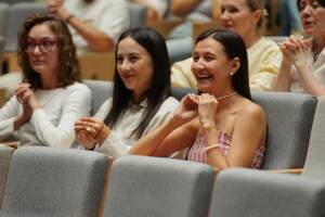На сборе труппы подтвердили, что в театре работают над проектом, посвященным Государственному Советнику Татарстана Минтимеру Шаймиеву. Формат будущего театрального действия пока не определен – сейчас идет сбор материала. В январе 2027 года первому Президенту Татарстана исполнится 90 лет.
