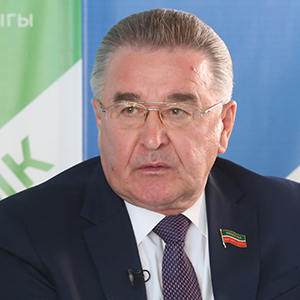 Депутат Госсовета РТ VII созыва, председатель Комитета по государственному строительству и местному самоуправлению