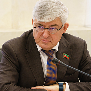 Депутат Госсовета РТ VII созыва, председатель Комитета по образованию, культуре, науке и национальным вопросам