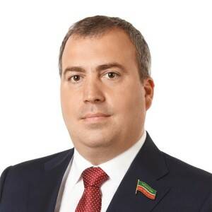 Советник генерального директора АО «Казанский жировой комбинат», депутат Госсовета РТ VII созыва