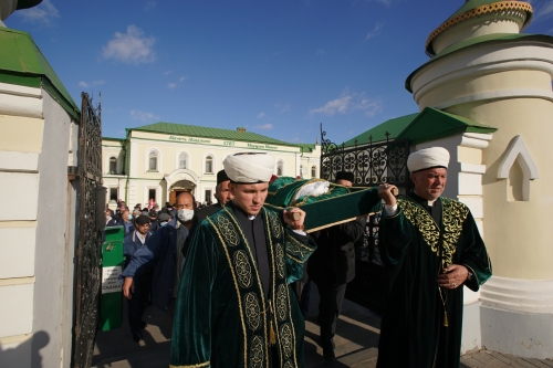 Фандас Сафиуллин по собственному завещанию похоронен на казанском кладбище «Курган»