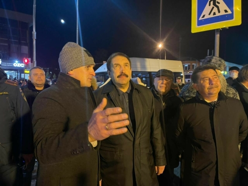 Премьер-министр Татарстана прибыл на место взрыва в Челнах