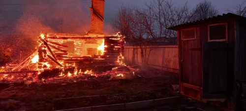 Мужчина получил ожоги на пожаре в своем доме в Татарстане