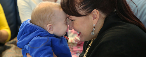 «Әни, нәнә, инәй, аника, әннә»: как обращаются к мамам татары в регионах России