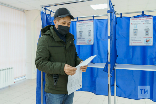 В Казани стартовало голосование на выборах в Жогорку Кенеш Кыргызстана