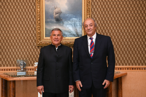 Минниханов обсудил реализацию совместных проектов с представителем Anadоlu Group