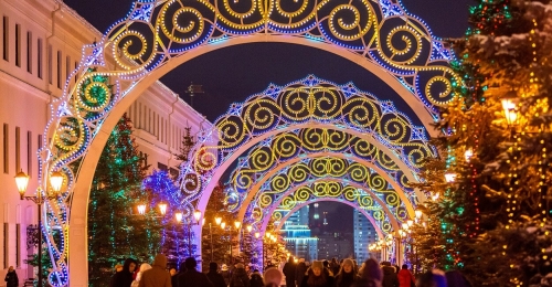 На улице Кремлевской в Казани впервые появятся новогодние светящиеся арки