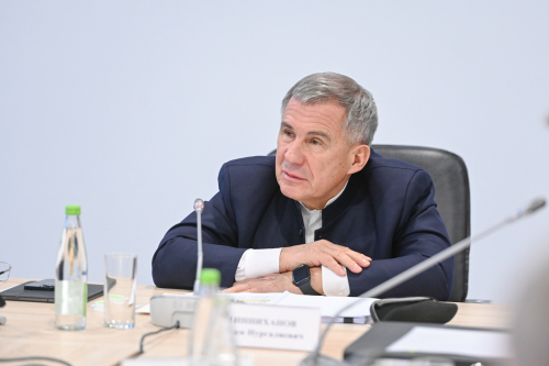 Рустам Минниханов провел заседание наблюдательного совета ОЭЗ «Иннополис»