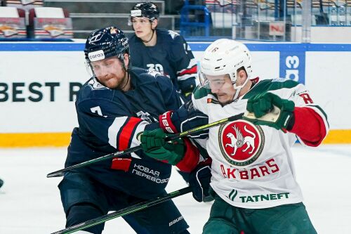Казанский «Ак Барс» проиграл второй матч подряд с разницей в три шайбы