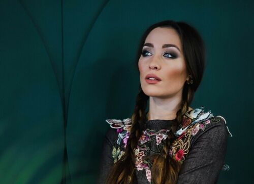 Новыми ведущими «Ак Барс Шоу» станут заслуженная артистка РТ и Мисс Татарстан-2020