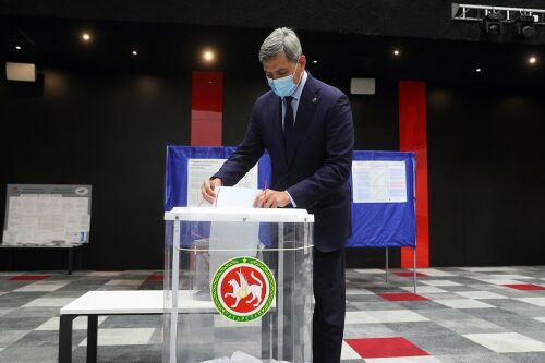 Вице-премьер РТ Роман Шайхутдинов проголосовал на думских выборах в Иннополисе