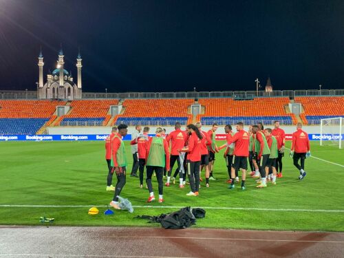 Сборные Бельгии и Беларуси по футболу провели тренировки на Центральном стадионе Казани