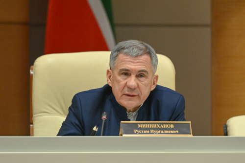 Опытом управления региональными бюджетами поделится на Гайдаровском форуме Президент РТ