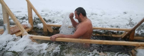 «Пусть святая вода станет для нас водой очищения»: как в Татарстане встречали Крещение