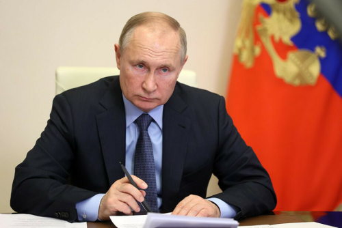 Путин: В ДНР, ЛНР, Херсонской и Запорожской областях вводится режим военного положения