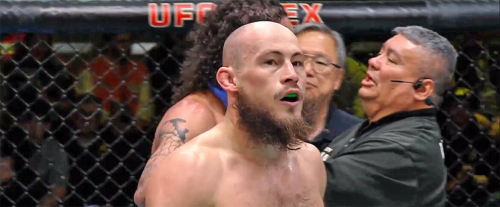 Вторая победа и амбиции Фахретдинова в UFC: как был повержен «Винни Пух» из США