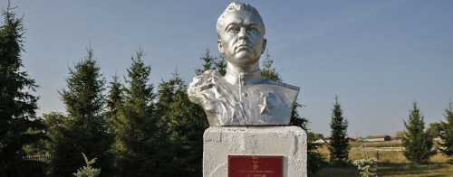 «А еще и “Героя” не дали…»: по следам Гази Загитова, водрузившего знамя над Рейхстагом