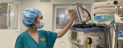 Операционные сестры РКБ и ДРКБ: «Мы должны быть на два шага впереди хирурга»