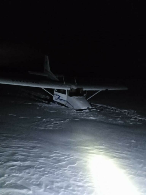 Появились фото с места аварийной посадки самолета под Бугульмой